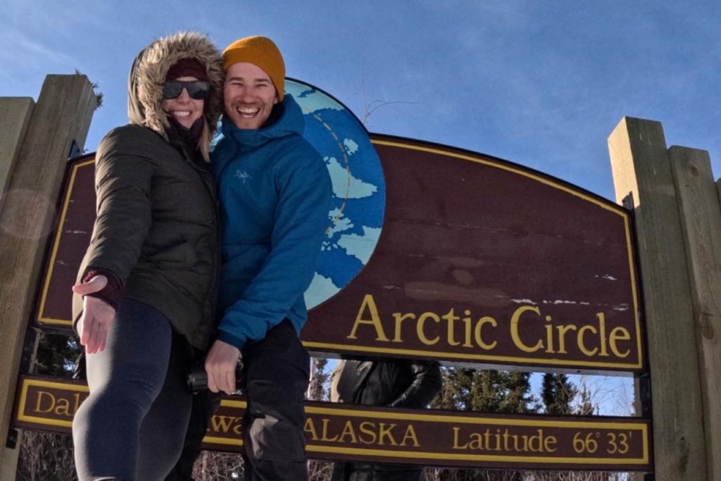 Arctic Circle Sign