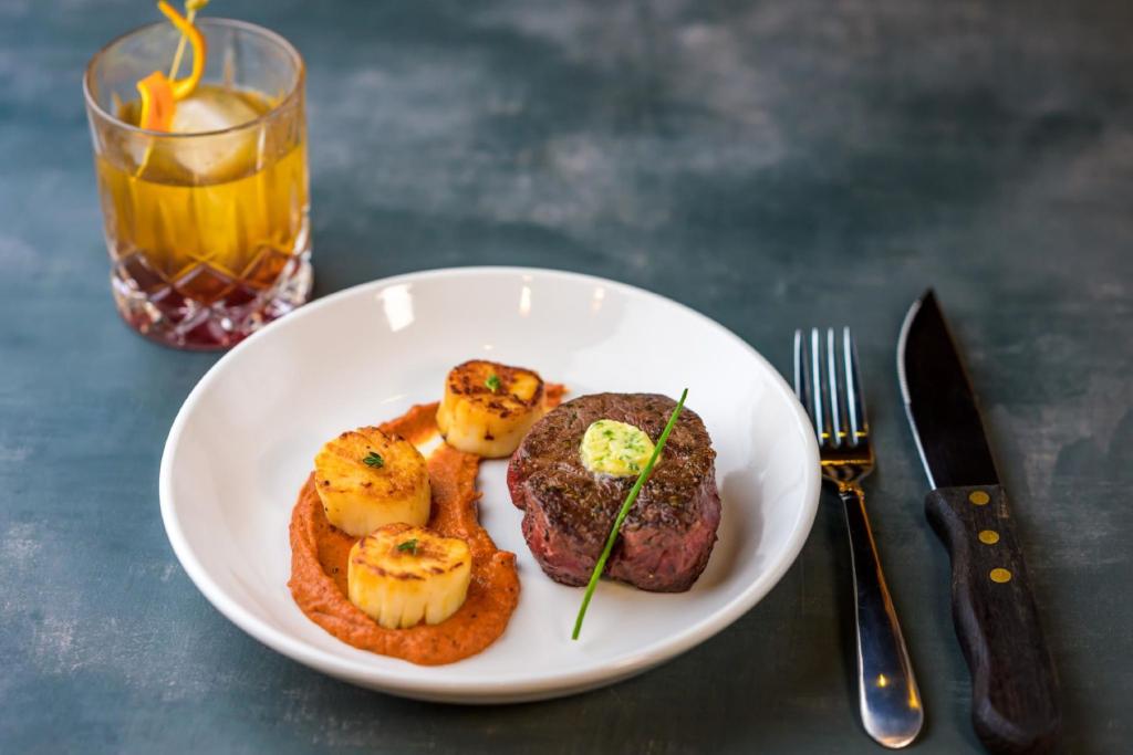 Scallop dinner at a restaurant in Anchorage