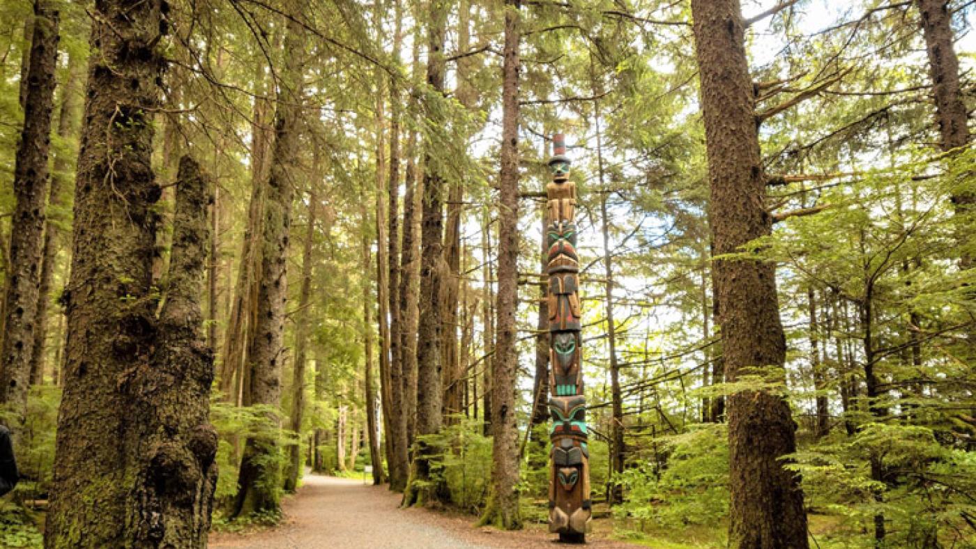 https://www.travelalaska.com/sites/default/files/styles/hero_xxl/public/2021-12/Destinations_ParksPublicLands_Sitka%20National%20Historical%20Park_Hero_%28ATIA%29.jpg?itok=1vs2OMtL