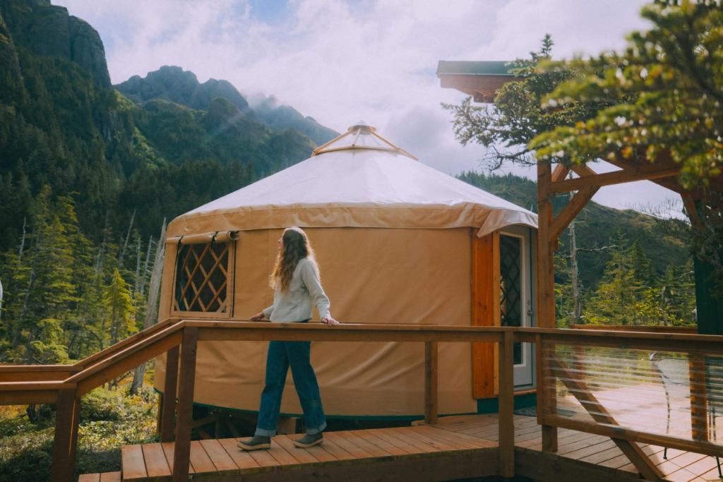Shearwater Cove Yurt Seward