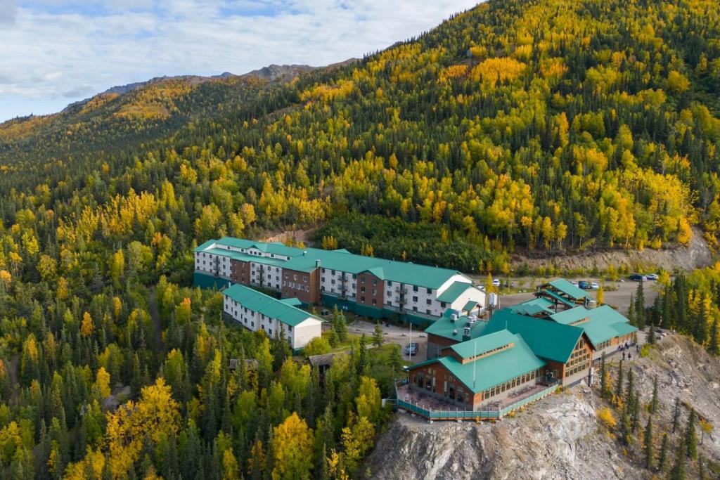 Lodge near the entrance to Denali National Park