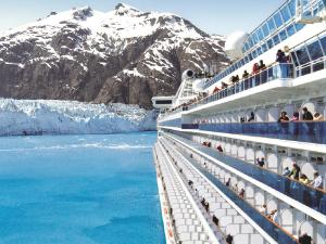 Exclusive Heart of Alaska Custom Cruisetour Photo 2
