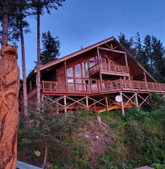 Main Lodge at Otter Cove  Photo