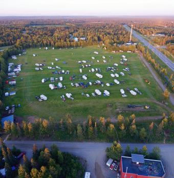 July Dip Net Pasture Parking Photo